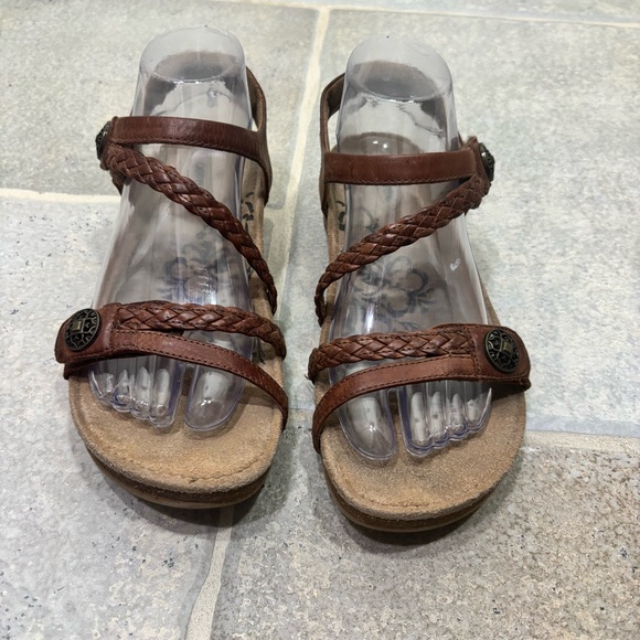 Aetrex Shoes - Aetrex Jillian Braided Quarter Strap Sandals Women’s 8 Brown